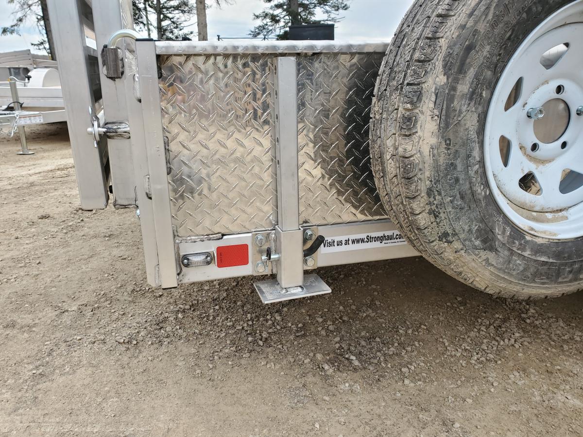 Stabilizer Stands / Spare Wheel